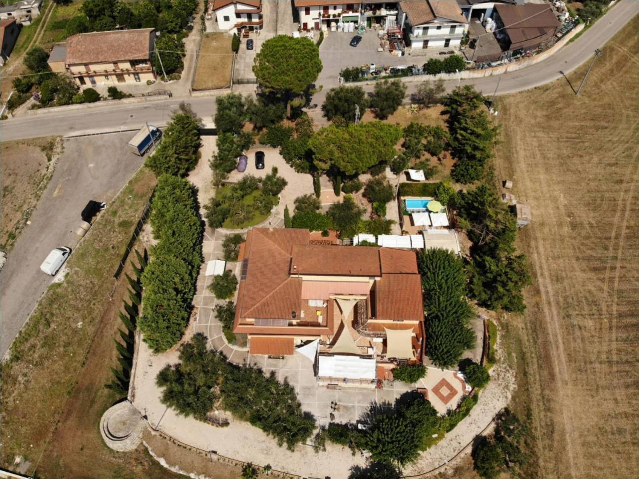 La Corte Del Mulino 1725 — hotel in San Salvatore Telesino