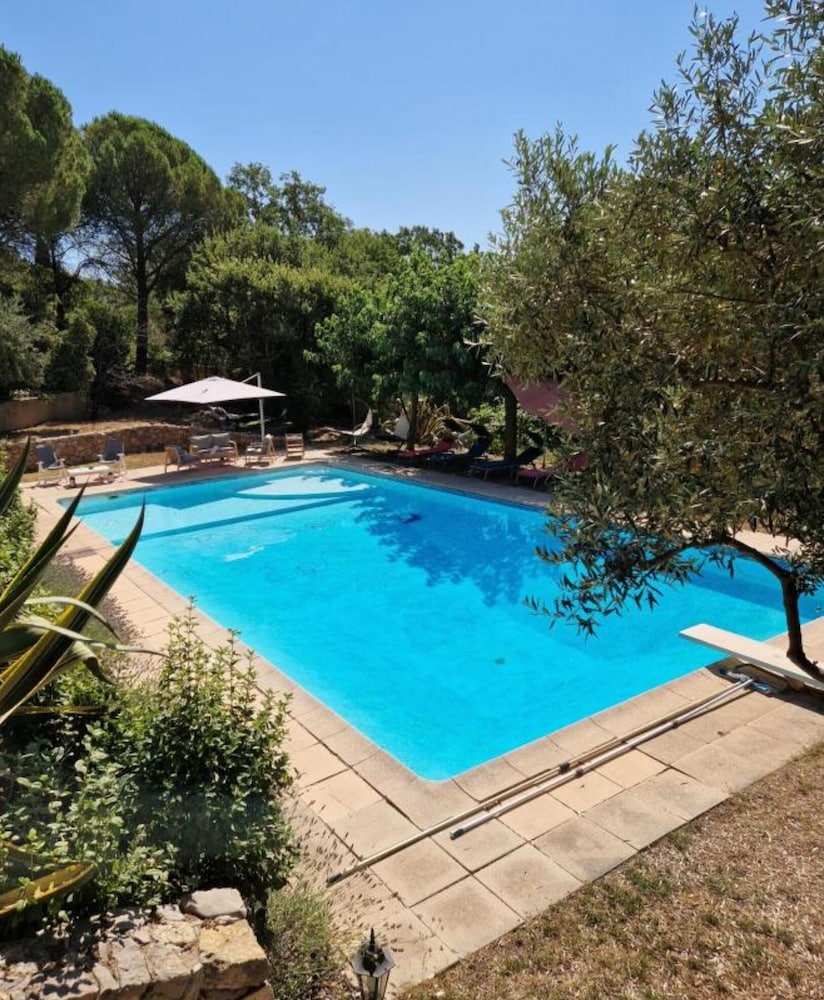 La Joseline - carbon neutral hotel in Flayosc