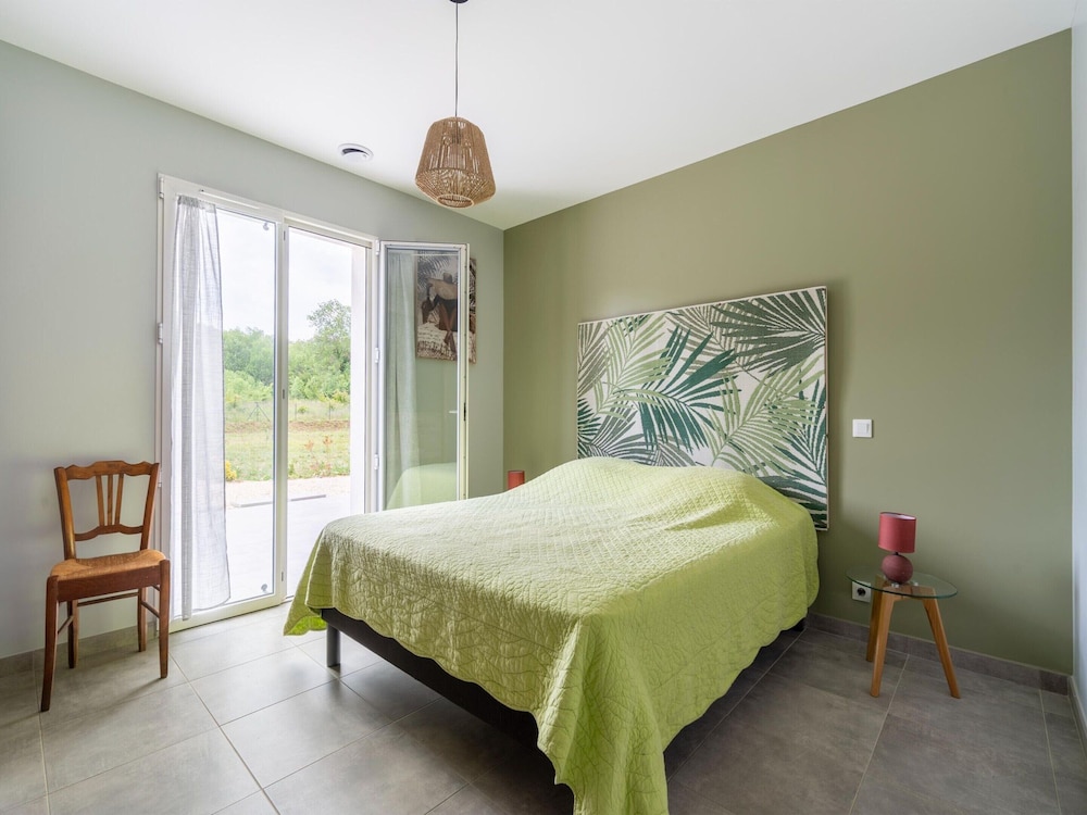 Cosy Holiday Home With Pool — Goudargues — photo 4