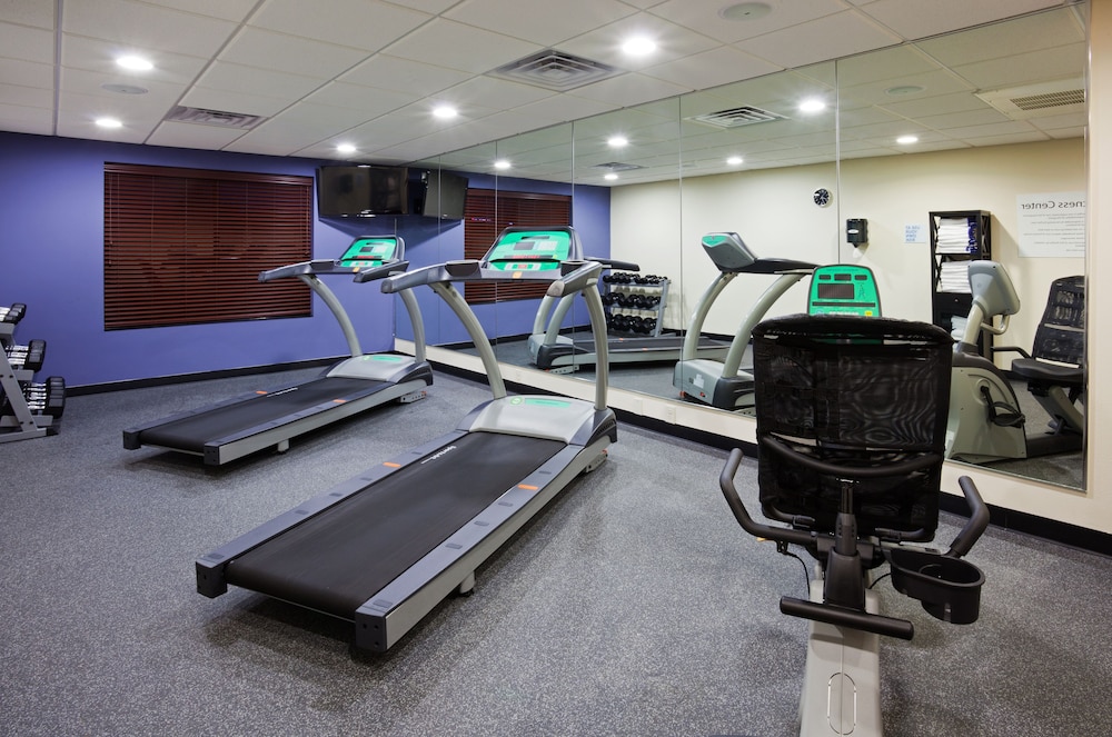 Holiday Inn Express & Suites Rochester Mayo Clinic Area by IHG - photo 16