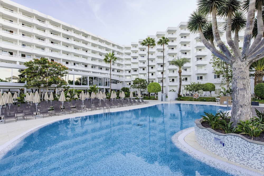 Spring Hotel Vulcano — 4-Star Luxury Hotel in Playa De Las Americas, Spain
