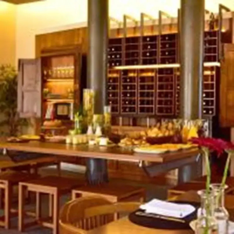 Melo Alvim Suites & Apartments — 4-Star Luxury Hotel in Viana Do Castelo, Portugal