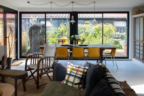 Lofts L'e Cluse Parking Gratuit - carbon neutral hotel in Unknown City