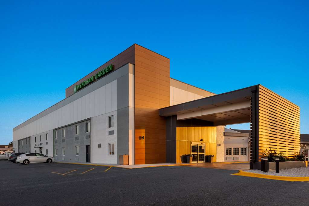 Wyndham Garden Ankeny - photo 4