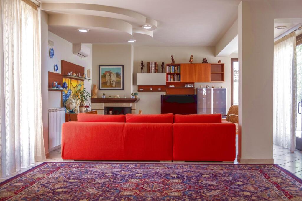 Villa Etna da mare — 4-Star Luxury Hotel in Flero, Italy