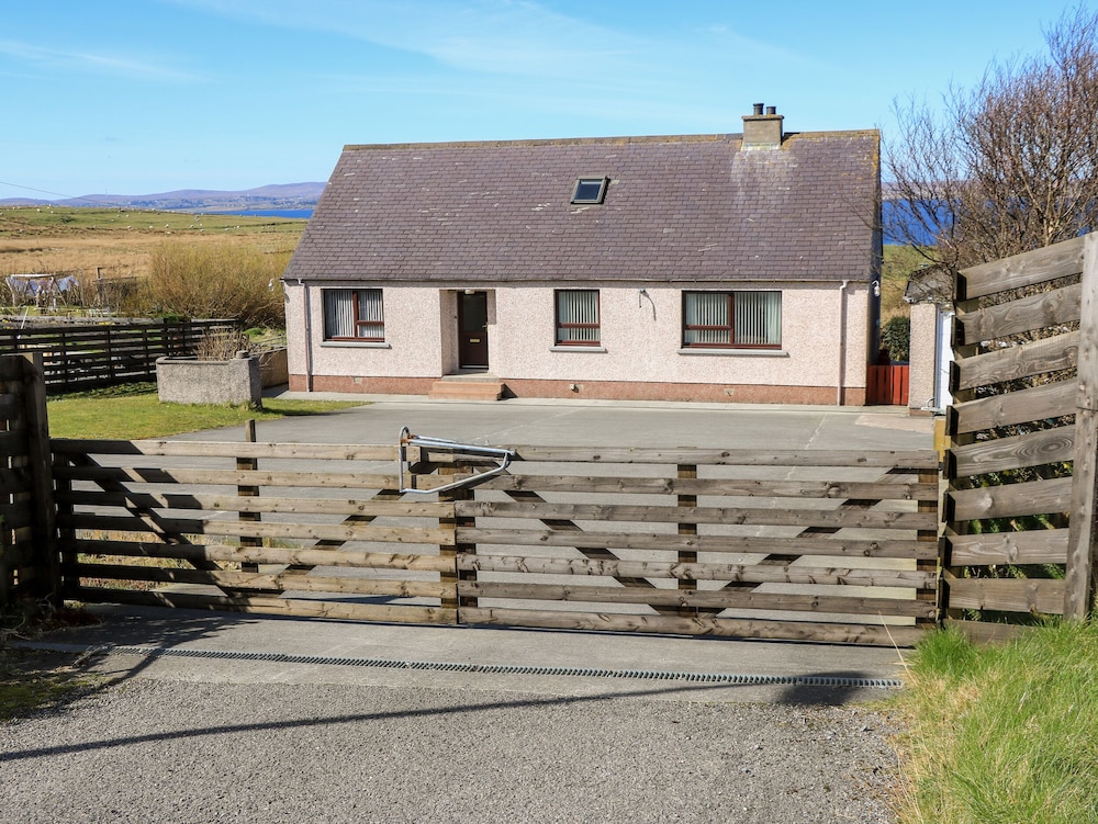 Hidden House Hebrides — 4-Star Luxury Hotel in Isle Of Lewis, United Kingdom