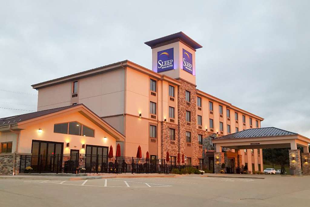 Sleep Inn & Suites Belmont St. Clairsville - featured photo