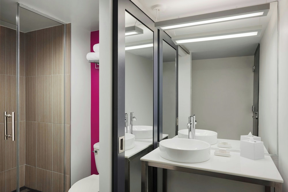 Aloft Atlanta Downtown - photo 9