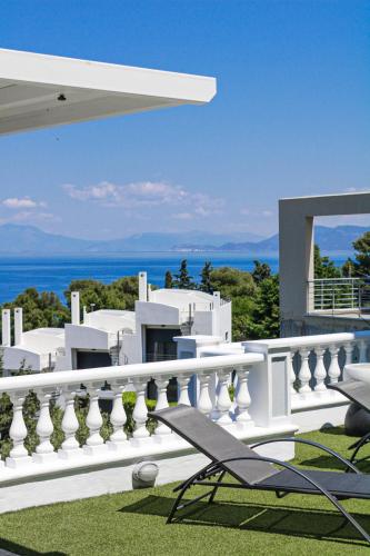 Melissi luxury villas — 4-Star Luxury Hotel in Xylokastro, Greece