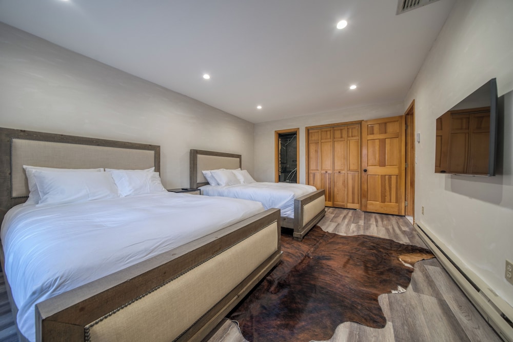 The Haüs Windham Spacious Suites Hot Tub Mountain Views - photo 38