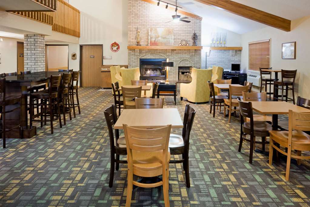 AmericInn by Wyndham Ironwood - photo 8
