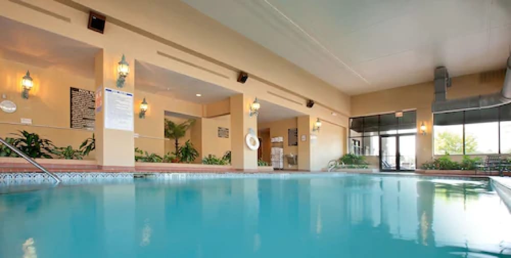 Embassy Suites by Hilton Greensboro Airport - photo 27