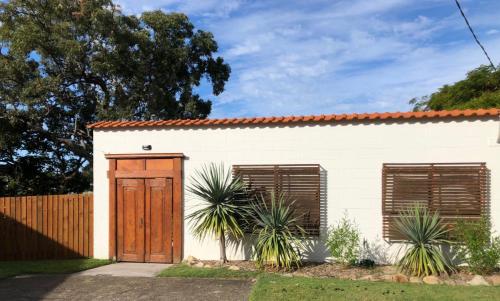 Alicante in Unknown City, Australia