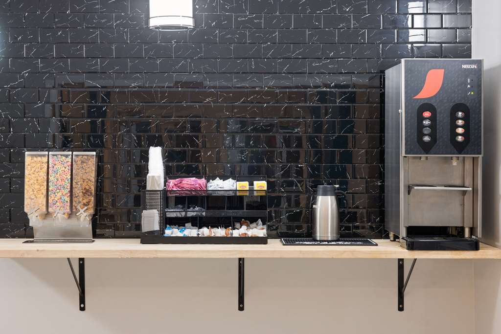 The Vibes Hotel Trademark Collection by Wyndham - photo 45