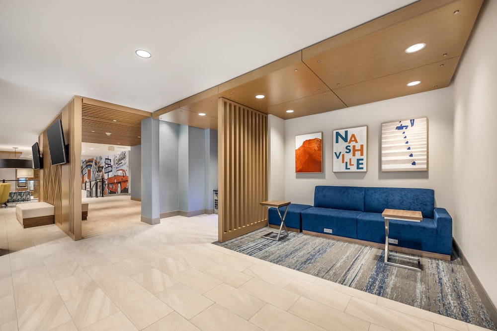 Holiday Inn Express & Suites Nashville West End Univ Area by IHG - photo 54