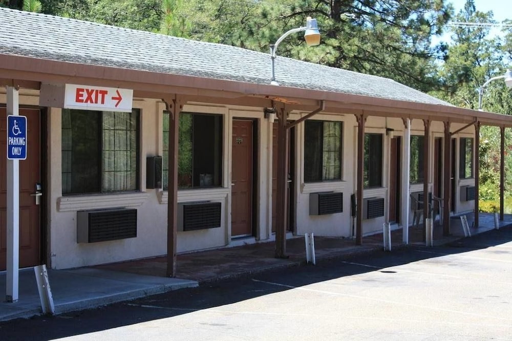 Mother Lode Motel - photo 36