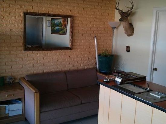 Black Gold Motel - photo 5