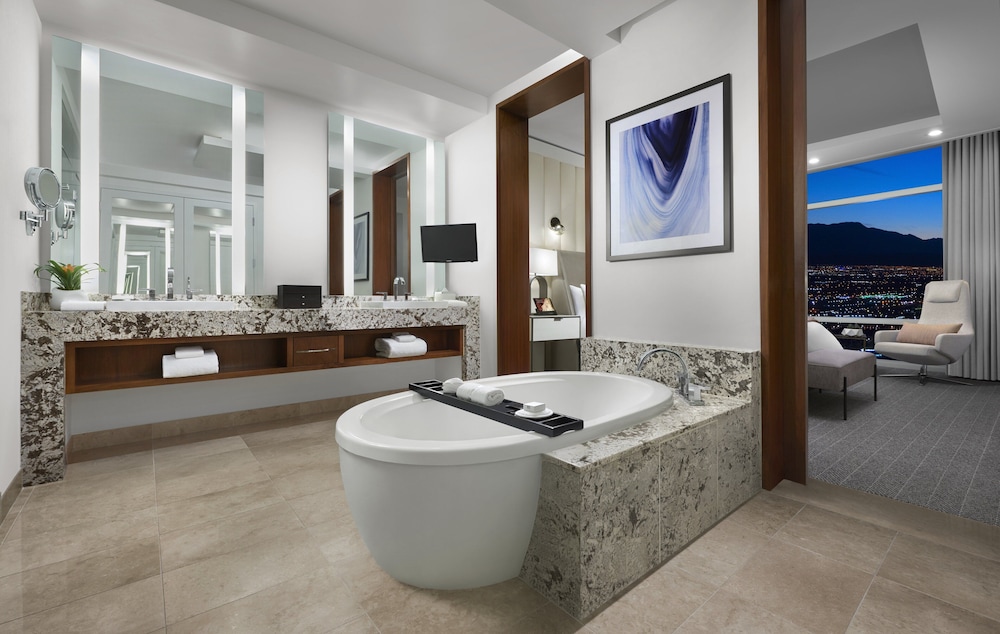 Aria Sky Suites - photo 20