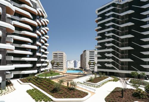 Premium Flat w Balcony & Pool by HostWise — 4-Star Luxury Hotel in Lisbon, Portugal