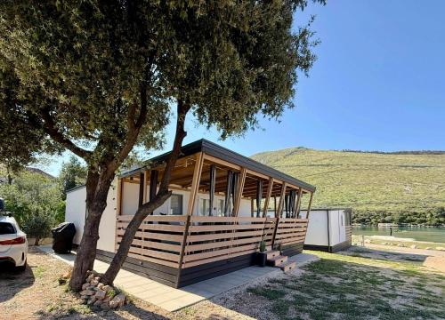 Mobile Home Luxor — 4-Star Luxury Hotel in Sibenik, Croatia