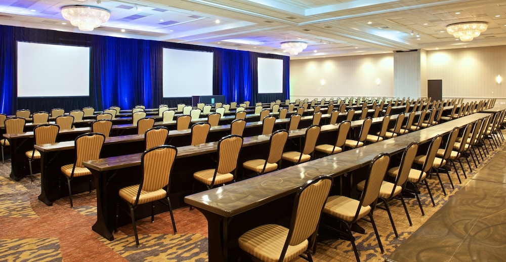 Embassy Suites by Hilton Portland Tigard - photo 69