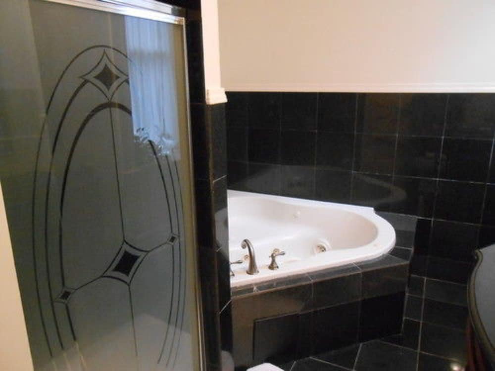 Benton Park Inn - photo 7