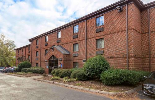 Extended Stay America Raleigh North Raleigh Wake Towne Drive - photo 2