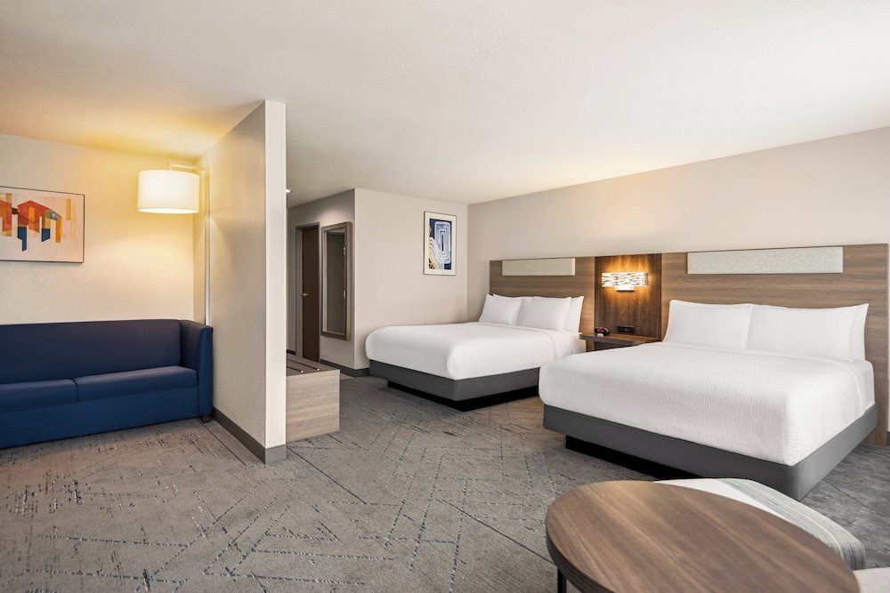 Holiday Inn Express Morgantown by IHG - photo 13