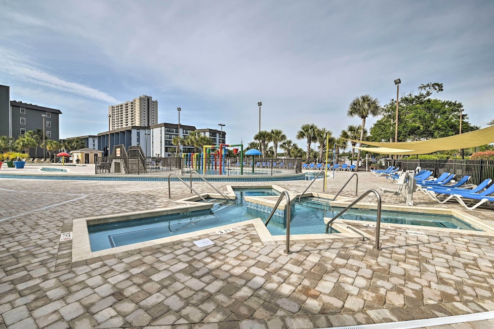 Beach & Pool Access: Resort style Myrtle Beach Gem - photo 26