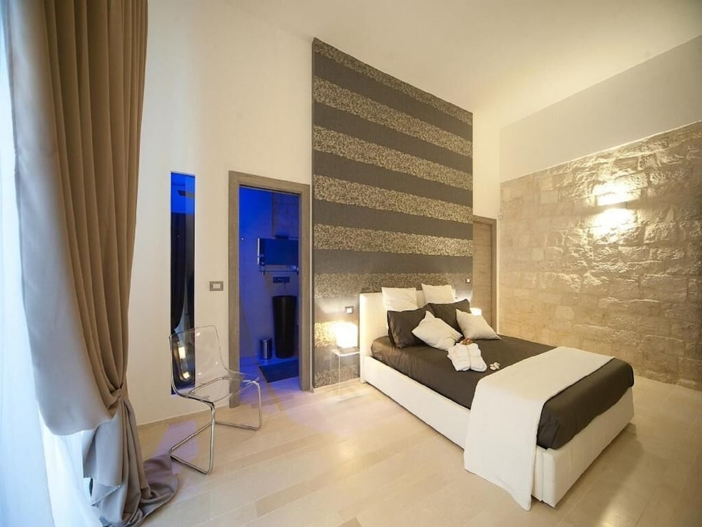 Tabula Maris — 4-Star Luxury Hotel in Trani, Italy