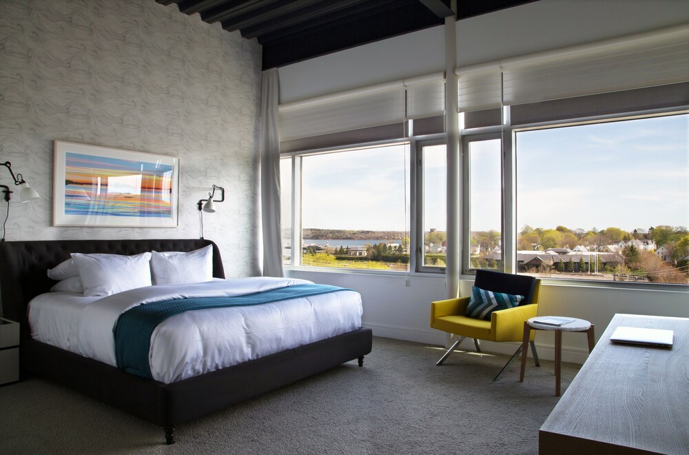 250 Main Hotel - photo 11