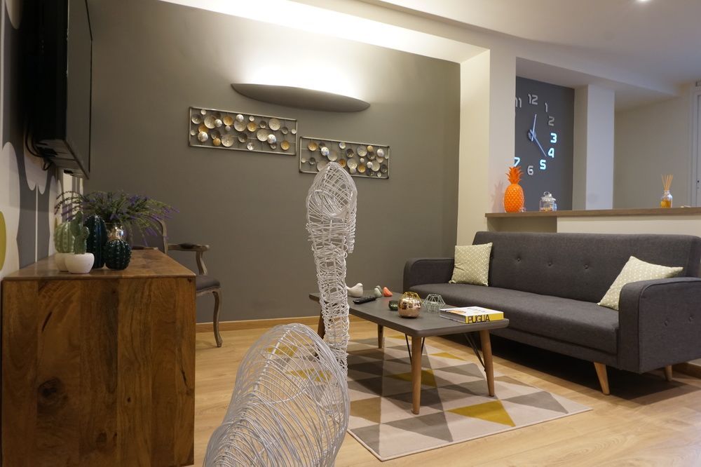 70's Luxury Cavour — 4-Star Luxury Hotel in Bari, Italy