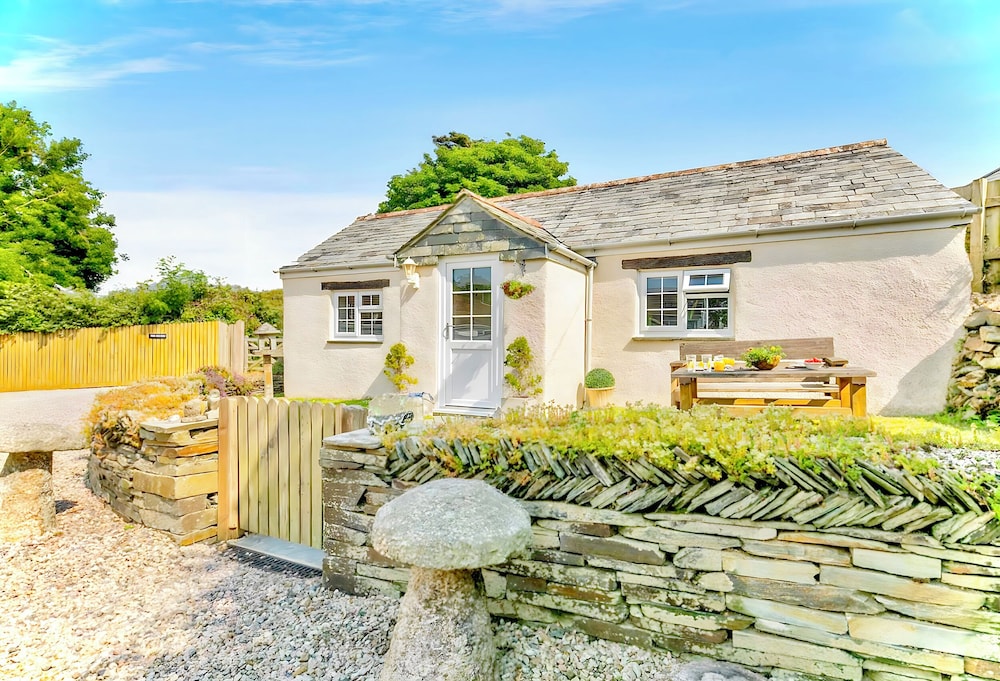 Hawthorn - carbon neutral hotel in Bude