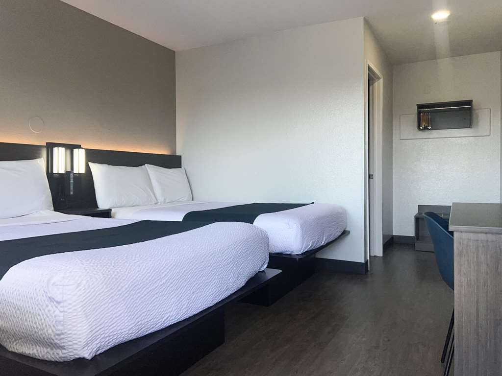 Motel 6 Tulare CA - photo 7