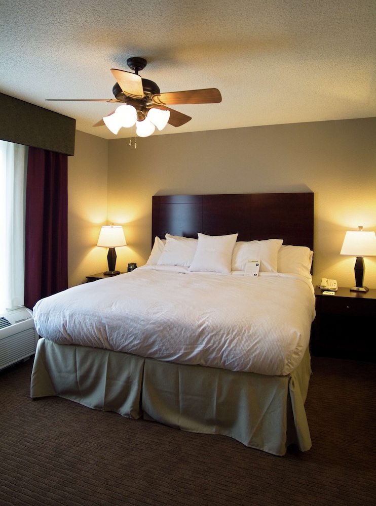 Homewood Suites by Hilton Bloomington - photo 23