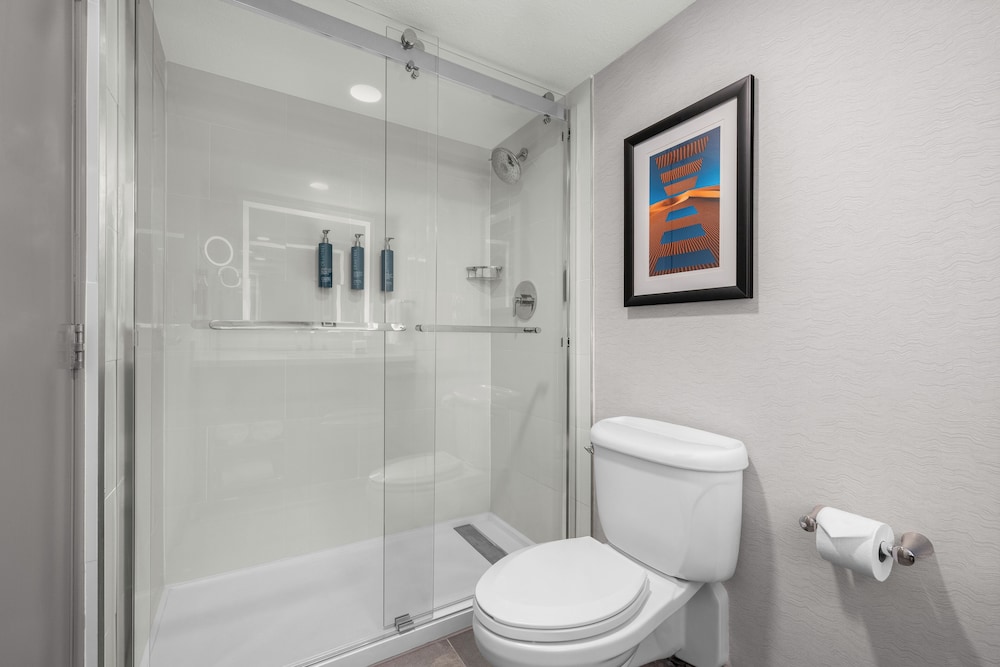 DoubleTree by Hilton Phoenix Midtown - photo 16