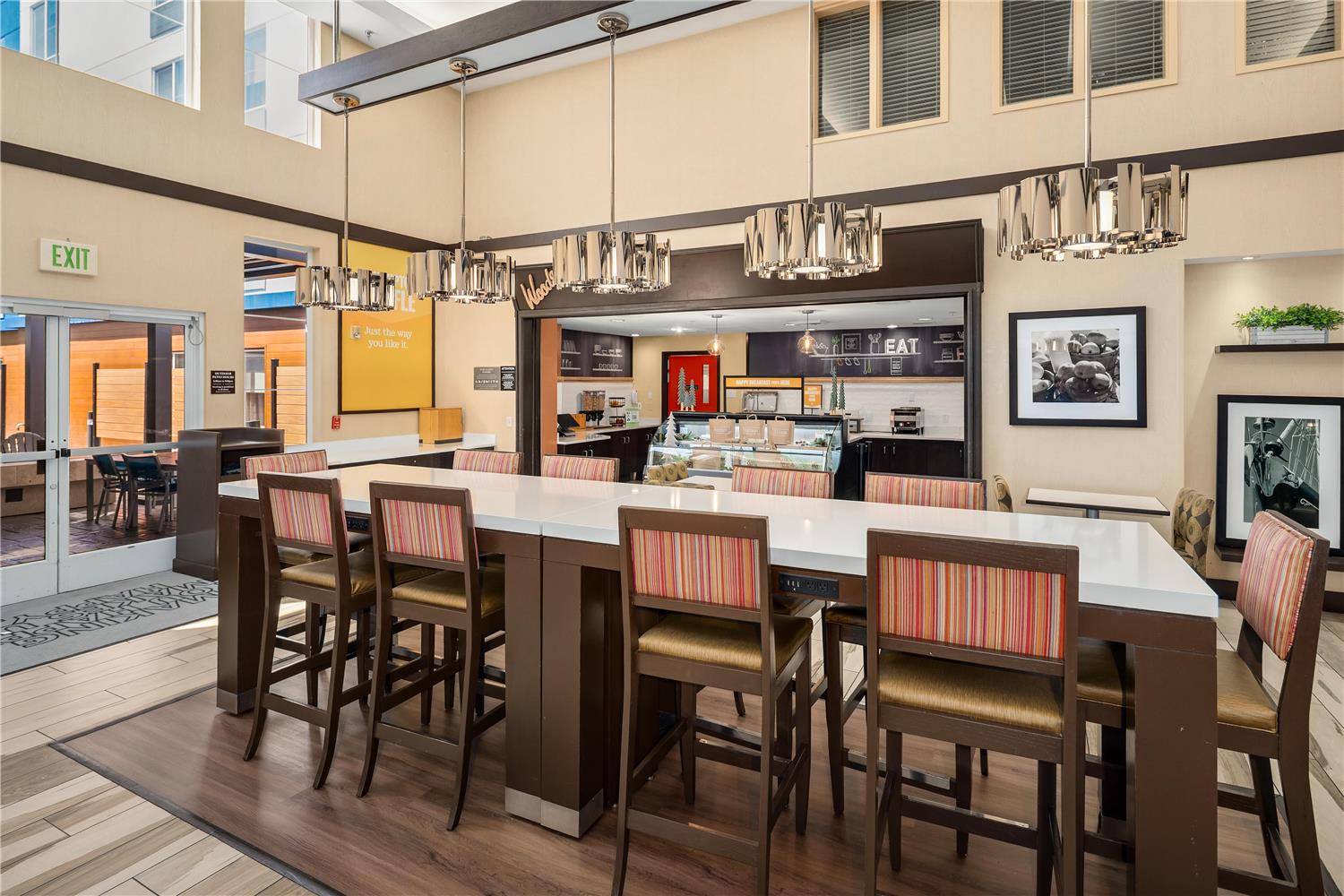 Hampton Inn & Suites Seattle North Lynnwood - photo 9