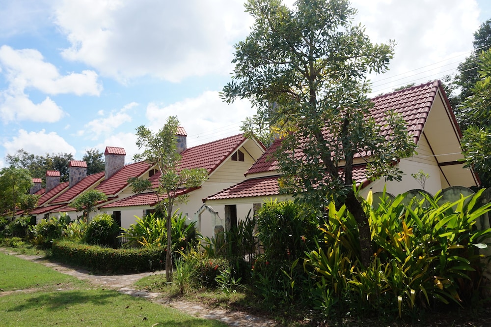 Ratchapreuk Resort in Kalasin, Thailand