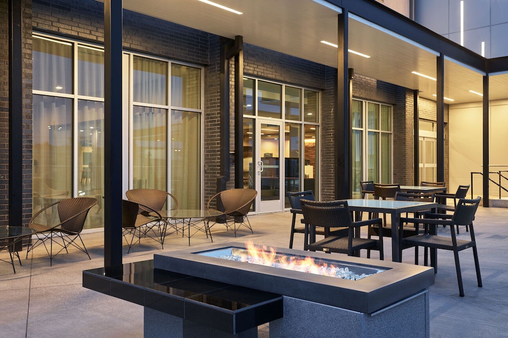 Courtyard by Marriott Denver Aurora - photo 21