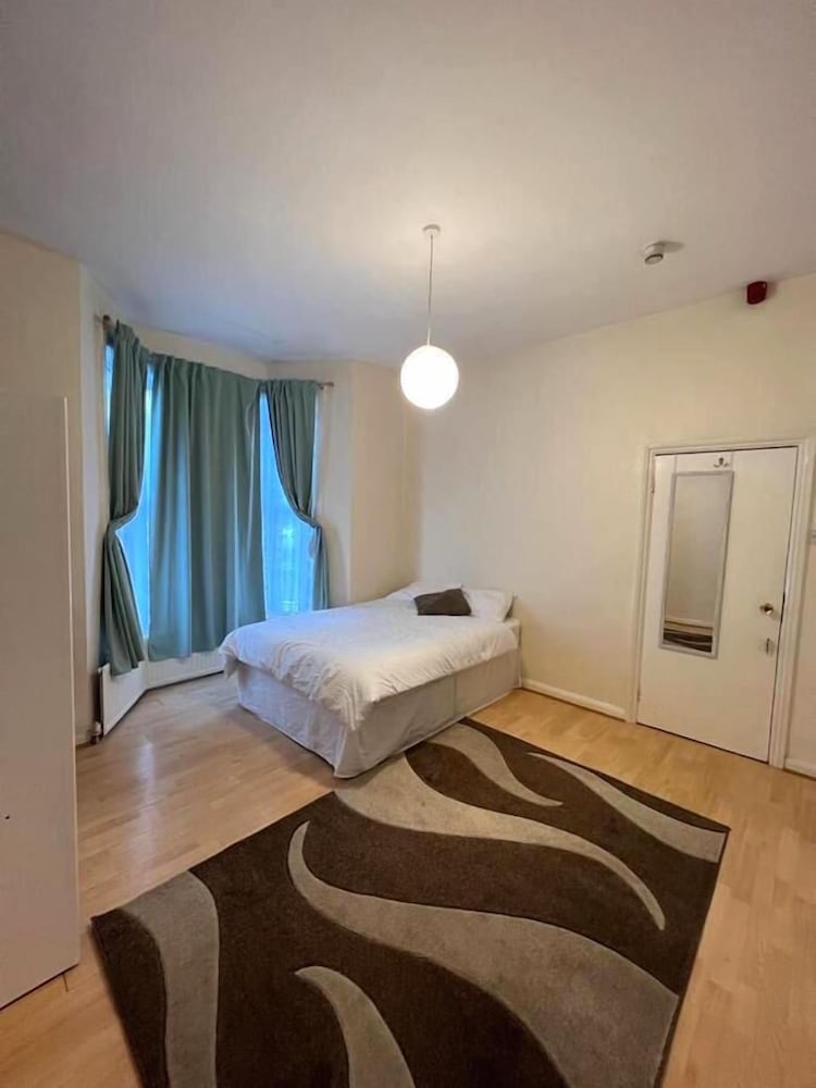 Bruce Rooms - last minute hotel in London