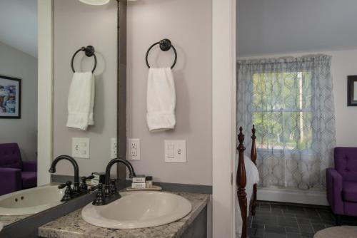 The Bradley Inn - photo 43