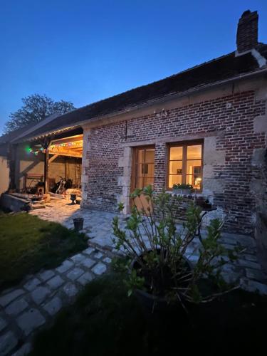 Studio du Mont Des Ormes - carbon neutral hotel in Verberie