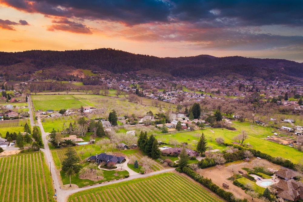 Wellington by Avantstay Secluded Wine Country Estate w Gorgeous Mtn Views - photo 36