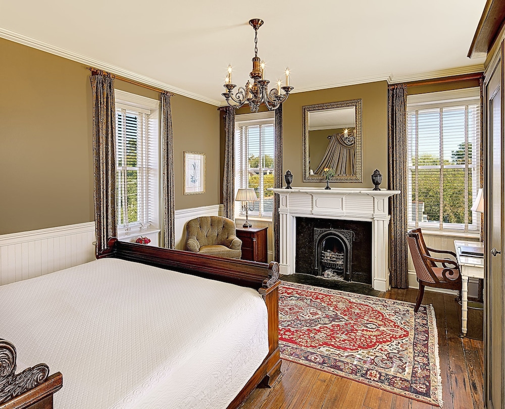 Wentworth Mansion - photo 12