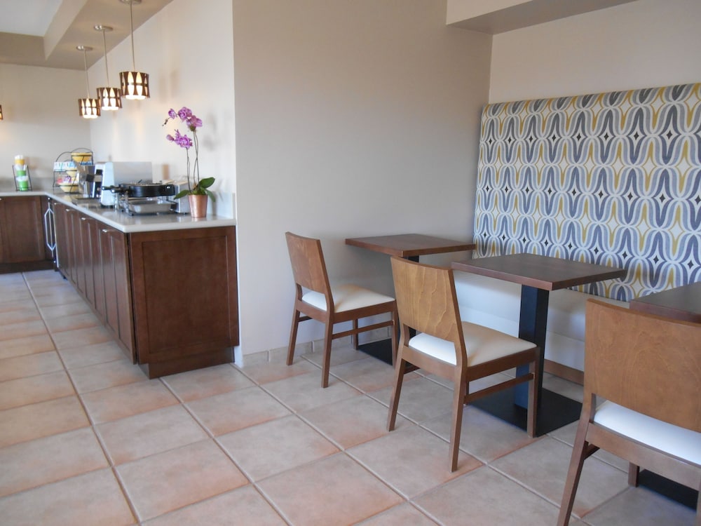 Carmel Bay View Inn - photo 39