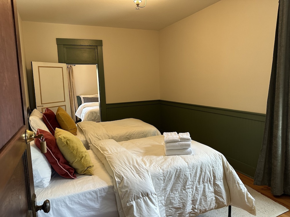 The Lyle Hotel - photo 19