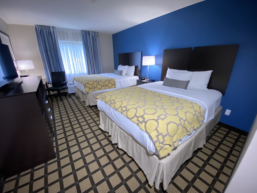 Baymont by Wyndham Latham Albany Airport - photo 6