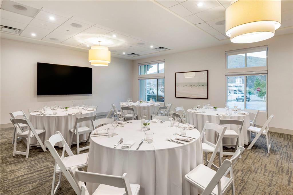 Cambria Hotel Calabasas Malibu - photo 40
