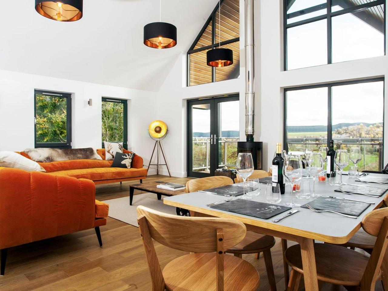 Strathspey Lodge — 5-Star Luxury Hotel in Inverness, United Kingdom