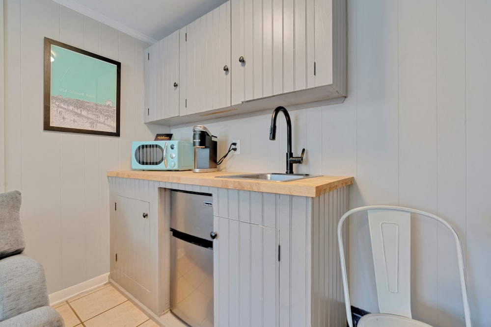 Sandcastle Inn & Motel - photo 24